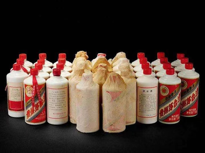 麦盖提日照岚山回收酒价格哪里回收(附近上门回收茅台酒）?